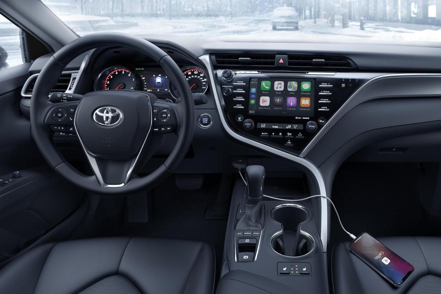 Торпедо Toyota Camry XSE AWD 2019 года  (NA) (фото 3 из 22)